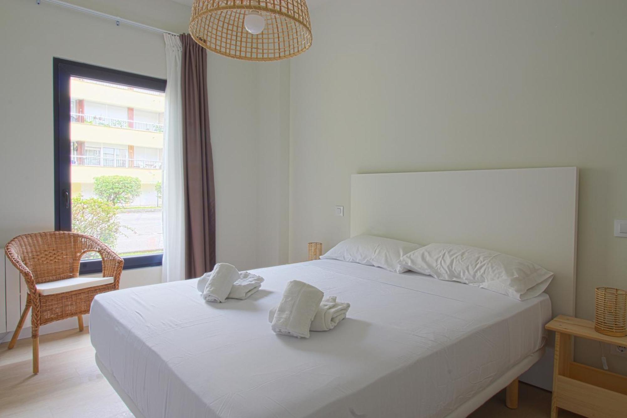 Apartamentos Costa Meron Сан Висенте де ла Баркера Екстериор снимка